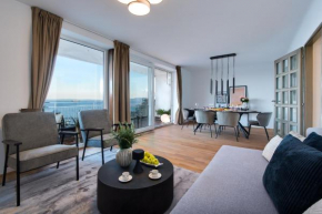 Premium apartment with beautiful sea view, short walk to the sea